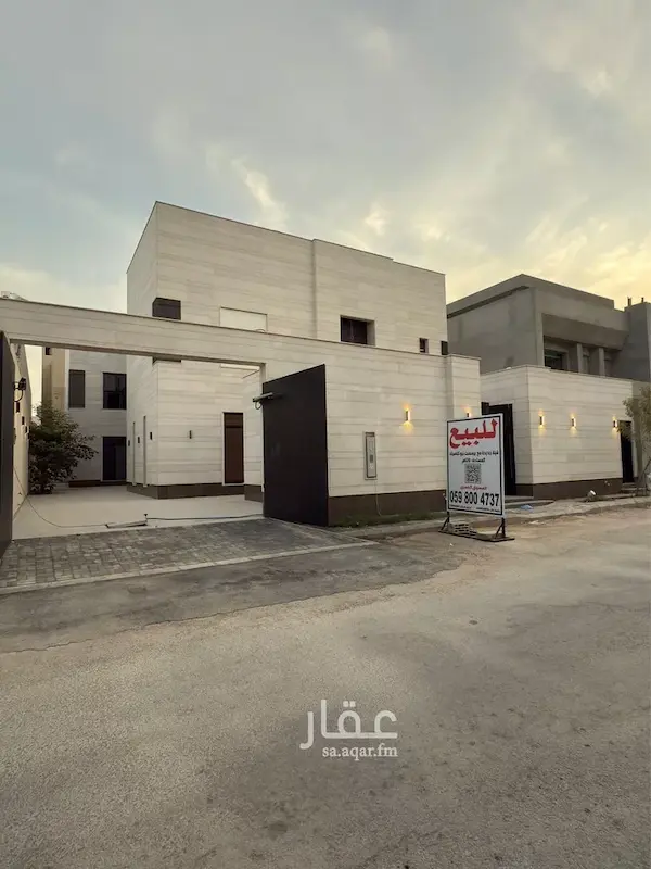 فيلا للبيع في شارع رقم 84 , حي الملقا, مدينة الرياض